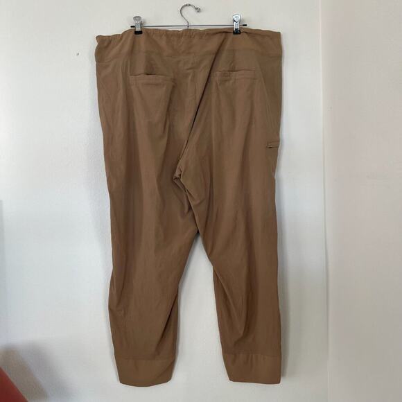 Athleta Trekkie North Jogger Pants in Big Sur Brown - Picture 9 of 15